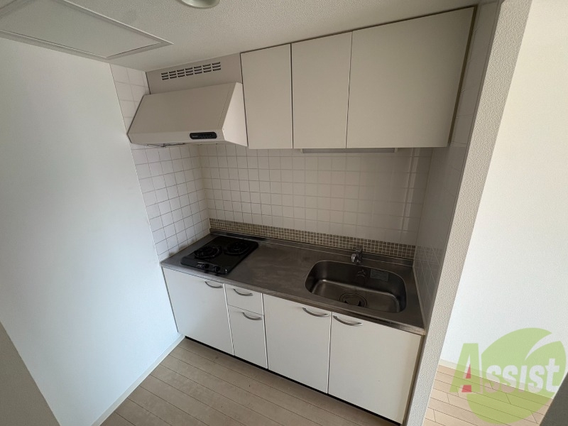 キッチン　シンプルなキッチンです。お手入れも楽々ですね！