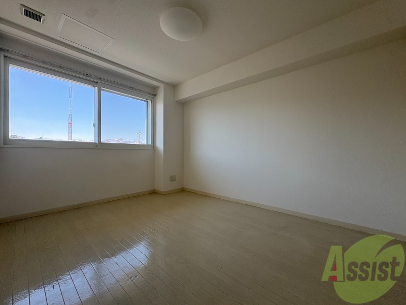 その他部屋・スペース　洋室の家具の配置を考えてみるのも楽しいですよ。