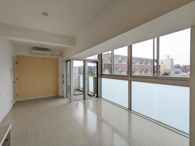 居室・リビング　居室