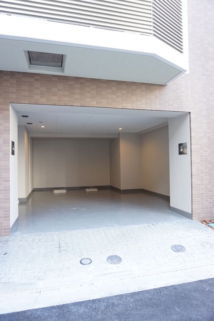 駐車場　★駐車場★（空き状況・使用料等詳細はご確認下さい）