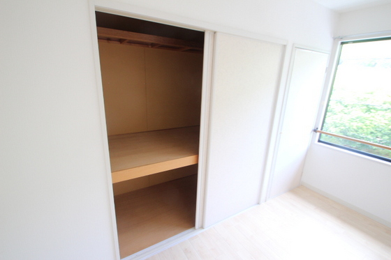 収納　※別号室の写真です