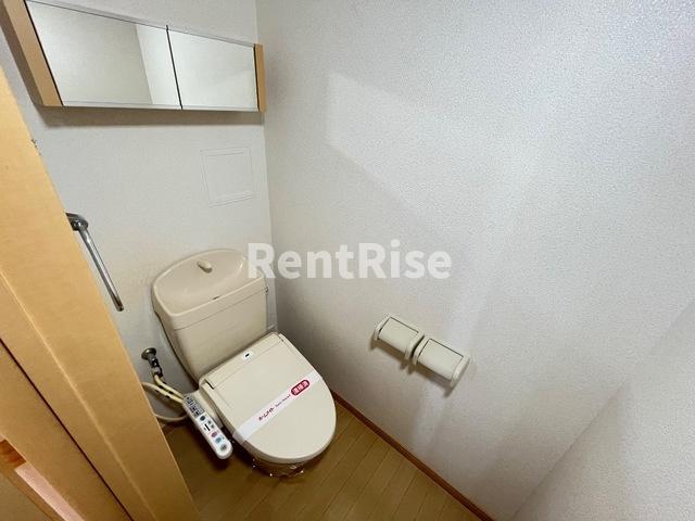 トイレ　シャワー付トイレ