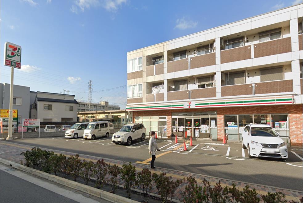 コンビニ　セブンイレブン 東大阪岩田町1丁目店（コンビニ）まで395m