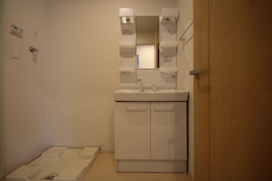 洗面設備　※別部屋の写真です