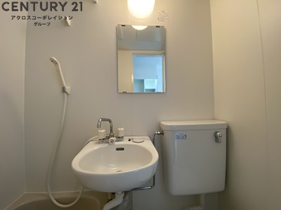 洗面設備　浴室内に洗面台付き！