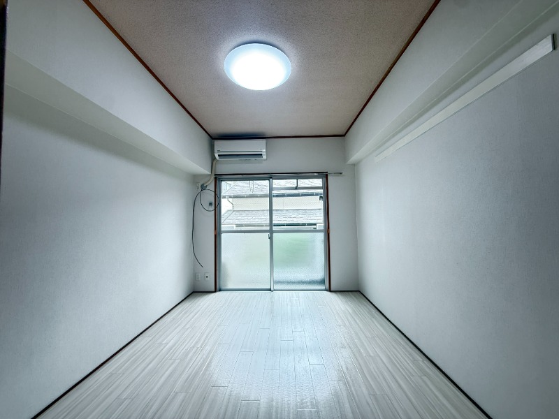 居室・リビング　別号室