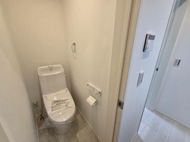 トイレ　※同施工会社物件（イメージ）