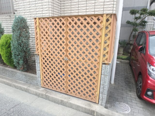 エントランス　ゴミステーションです