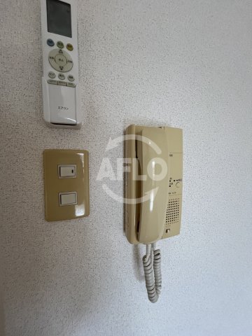 セキュリティ　プルミエールメゾン江坂　インターホン