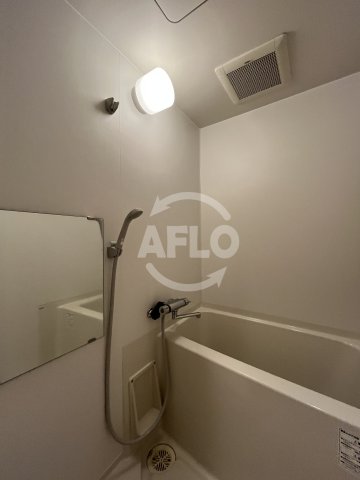 バス・シャワールーム　プルミエールメゾン江坂　浴室