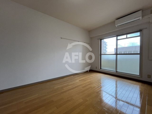 居室・リビング　プルミエールメゾン江坂　リビング