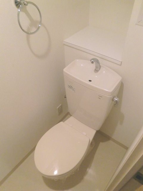 トイレ　トイレ