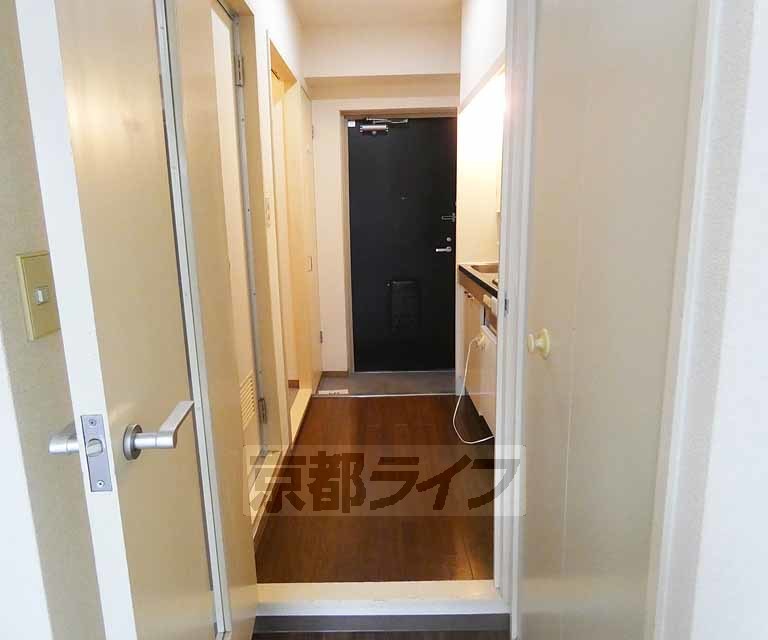 その他部屋・スペース　明るい廊下です