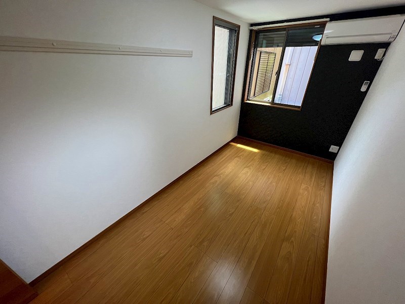 居室・リビング　同一物件別部屋写真