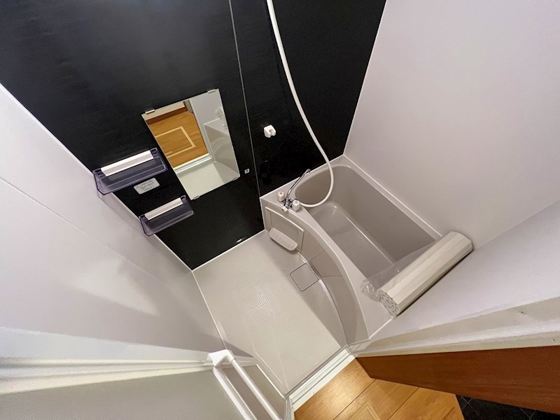 バス・シャワールーム　同一物件別部屋写真