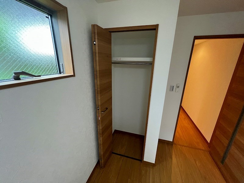 収納　同一物件別部屋写真