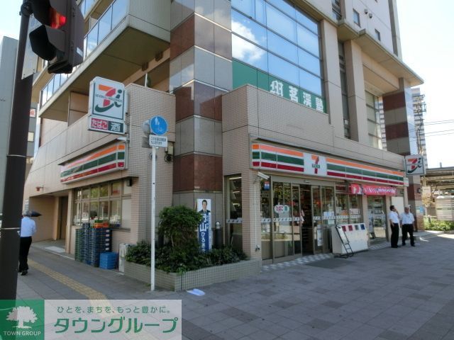 コンビニ　セブンイレブン（コンビニ）まで320m