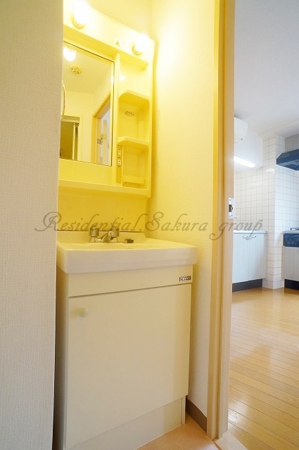 洗面設備　忙しい朝には欠かせない洗面所です♪