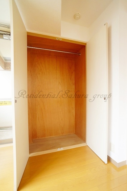 収納　お荷物の多い方も安心のクローゼット付き♪