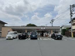 コンビニ　セブンイレブン小平仲町店（コンビニ）まで532m