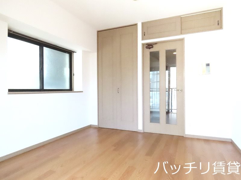 居室・リビング　＊別部屋の為イメージ、現状を優先致します