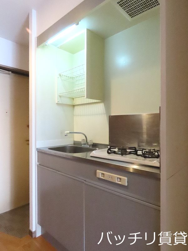 キッチン　＊別部屋の為イメージ、現状を優先致します