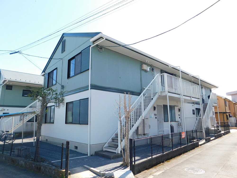 建物外観　敷0礼0で初期費用がお得！設備充実！1階角部屋の2LDK！