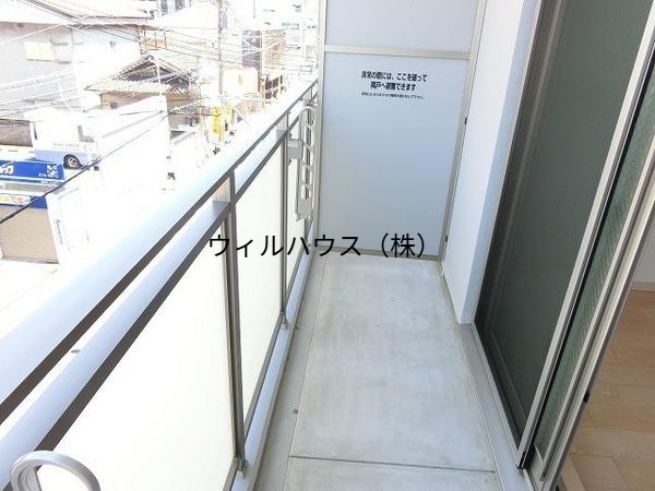 バルコニー　明るいバルコニー！