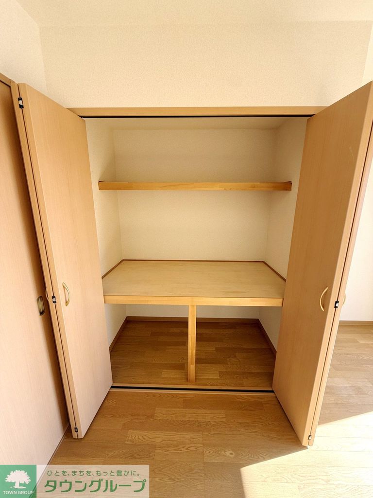 収納　同物件別部屋写真