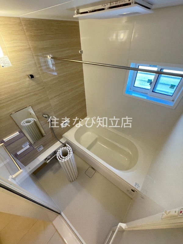 バス・シャワールーム　同型別部屋写真
