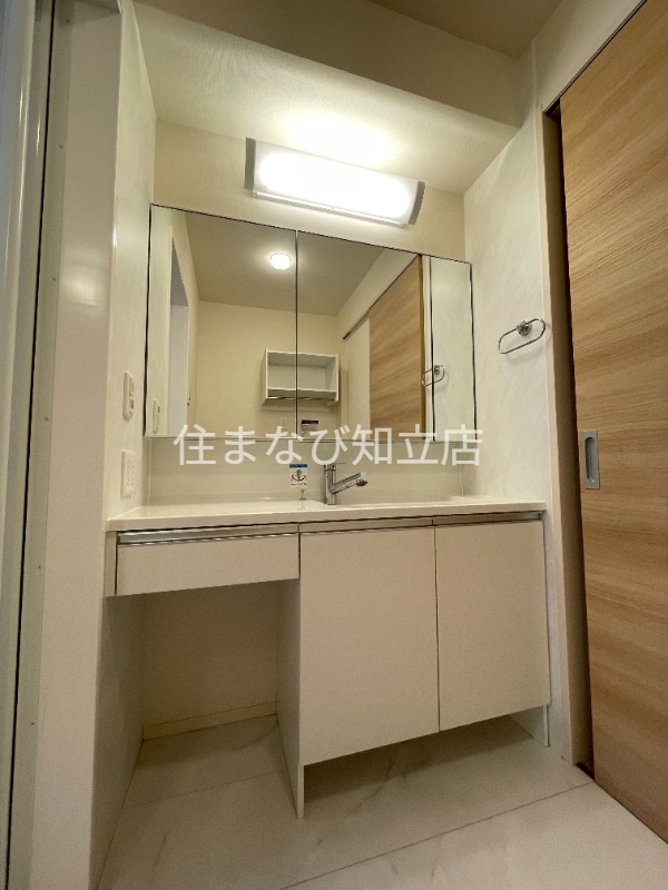 洗面設備　同型別部屋写真