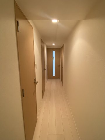 玄関　※参考写真