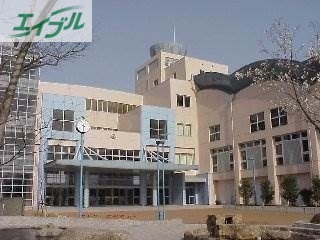 小学校　岡山市立操明小学校（小学校）まで210m
