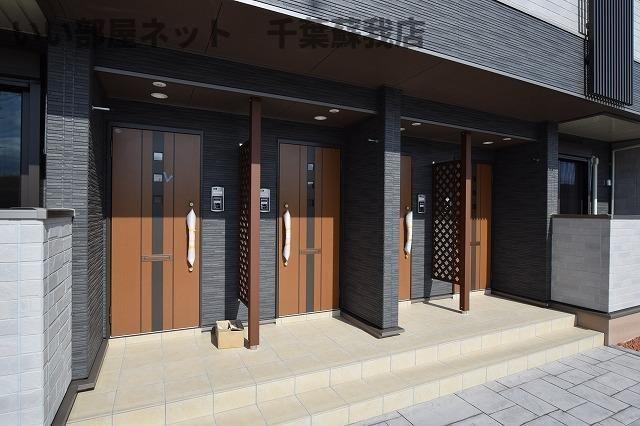 エントランス　毎日通るエントランスはこのようになっています