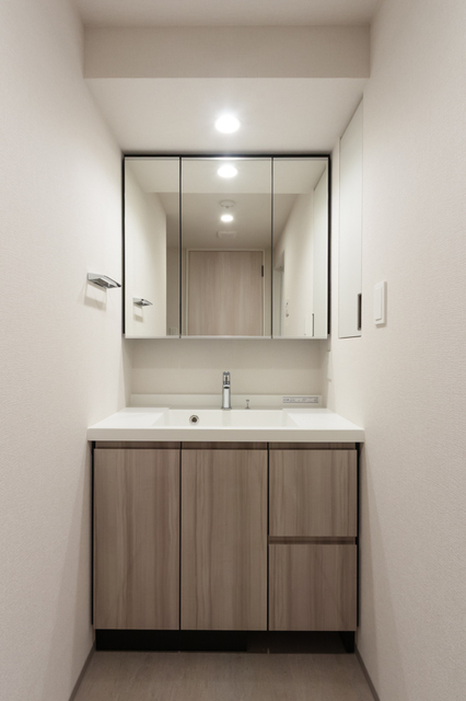 洗面設備　※写真は同タイプ住戸です。