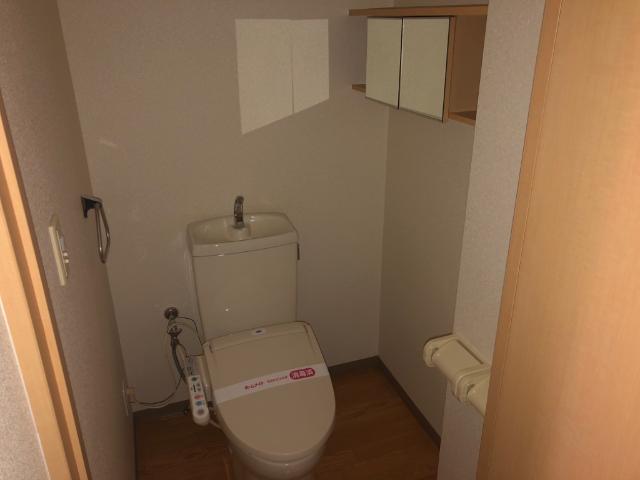 トイレ　トイレ