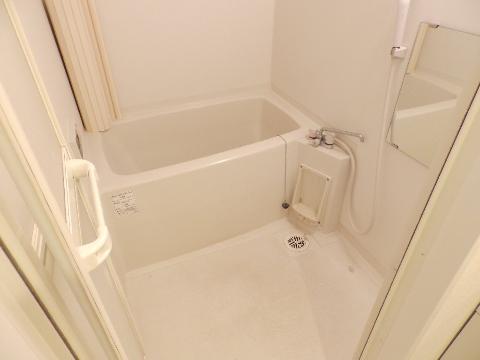 バス・シャワールーム　追い焚き付
