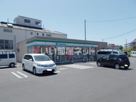 コンビニ　ファミリーマート 茨城土浦永国店（コンビニ）まで719m