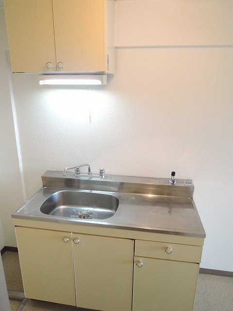 キッチン　(同マンション別部屋)