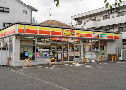 コンビニ　デイリーヤマザキ所沢上新井店（コンビニ）まで390m