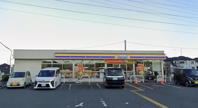 コンビニ　ミニストップ所沢上新井店（コンビニ）まで479m