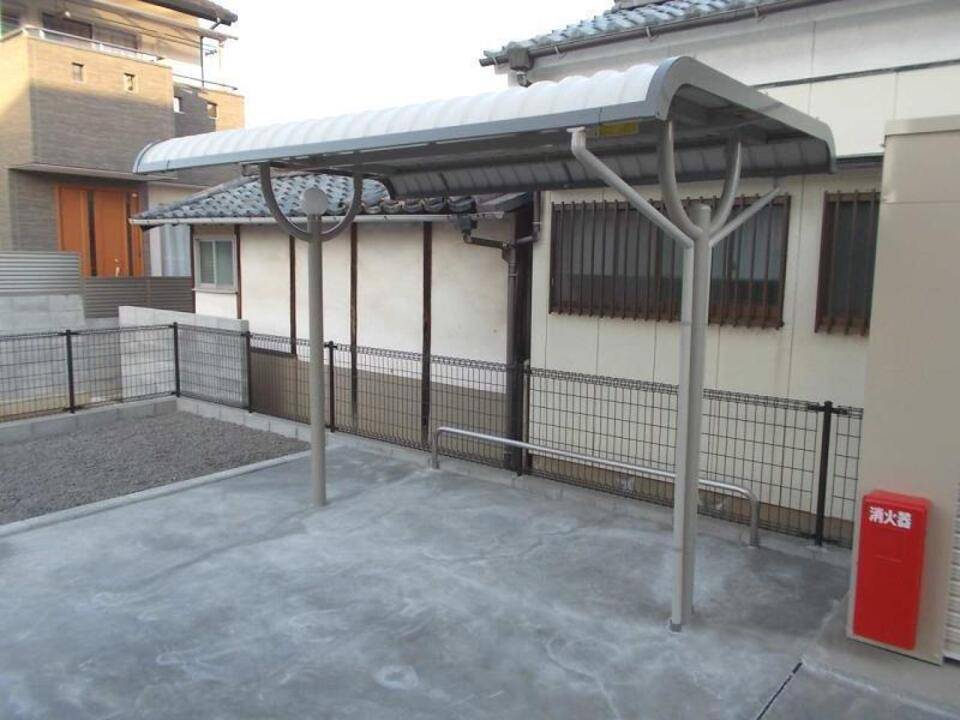 駐車場　駐輪場