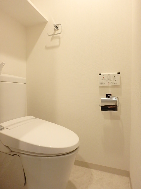 トイレ　ゆったりとした空間のトイレです