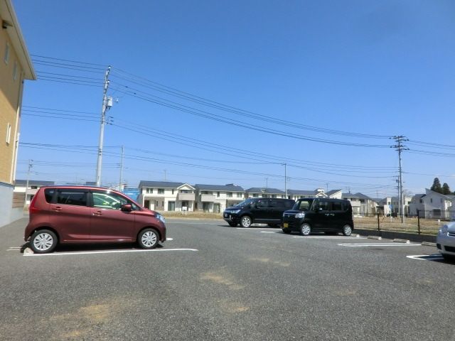 駐車場　敷地内駐車場