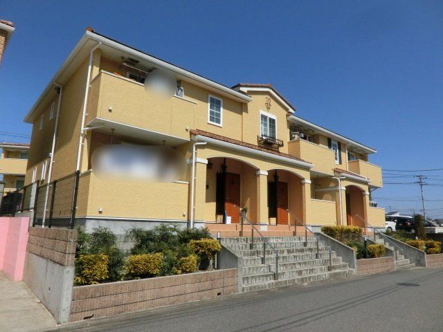 建物外観　２年に１度の更新料が無料です
