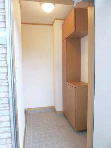 玄関　ゆったりとした玄関です
