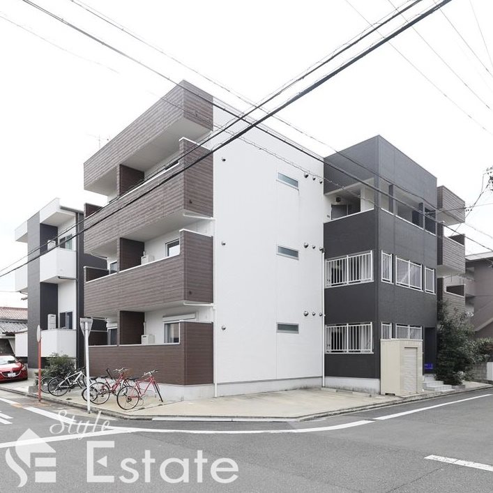 建物外観　デザイナーズ　オートロック付