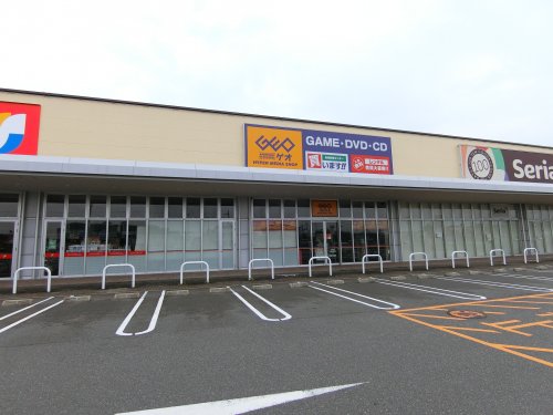 レンタルビデオ　ゲオ　貝塚店（レンタルビデオ）まで668m