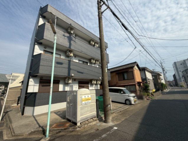 建物外観　WOODY　CASTLE