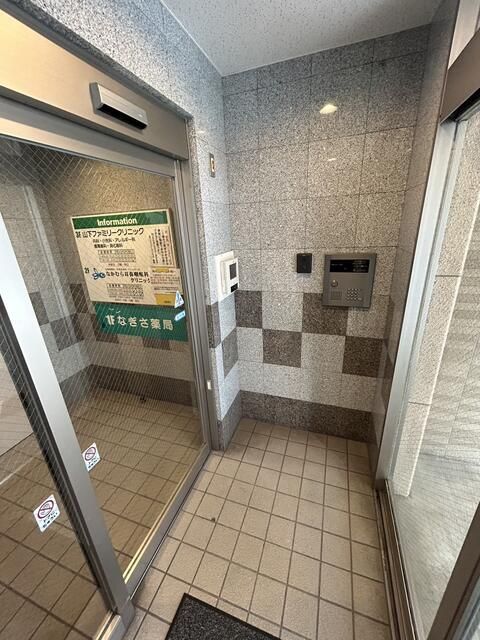 エントランス
